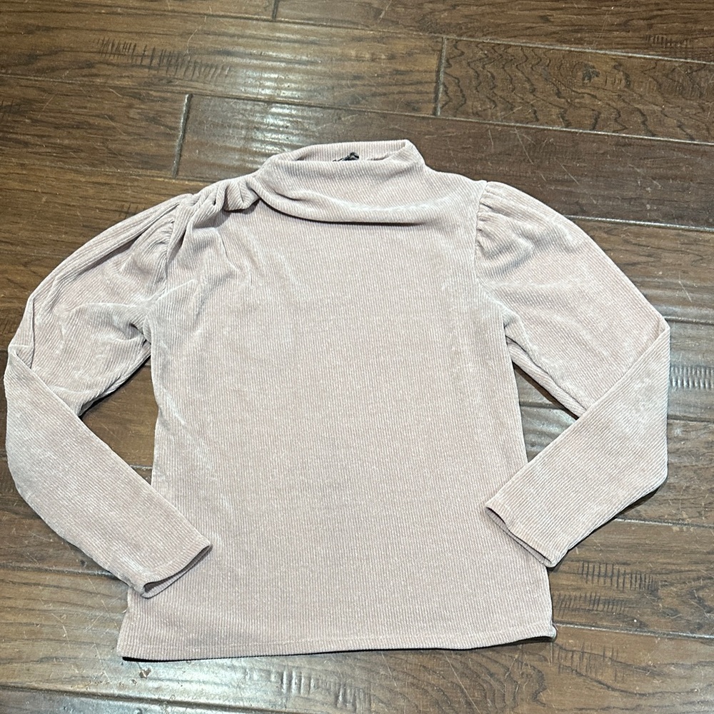 Express‎ Blush Knit Puffy Shoulder Sweater size M